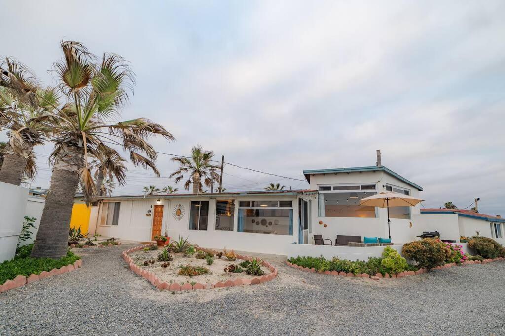 Beachfront Casa Sol - Closest To The Sand Ensenada Extérieur photo